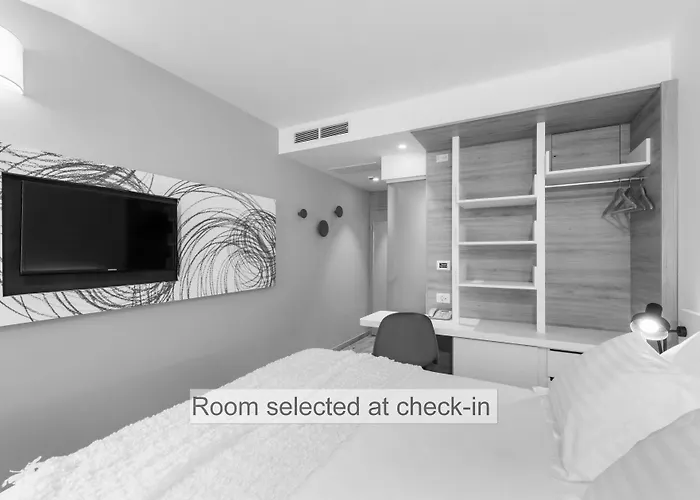 Pharos Hvar Bayhill 4*