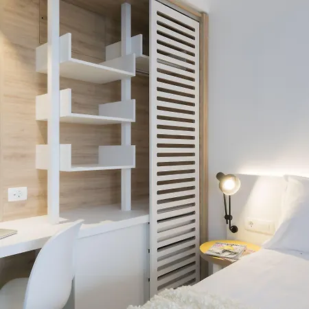 Готель Pharos Hvar Bayhill