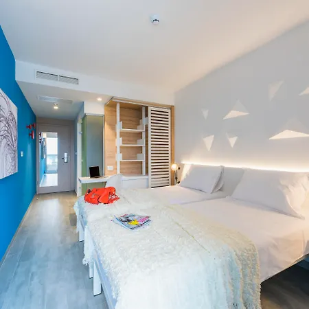 Pharos Hvar Bayhill Szálloda 4*