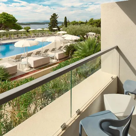 Pharos Hvar Bayhill 4*